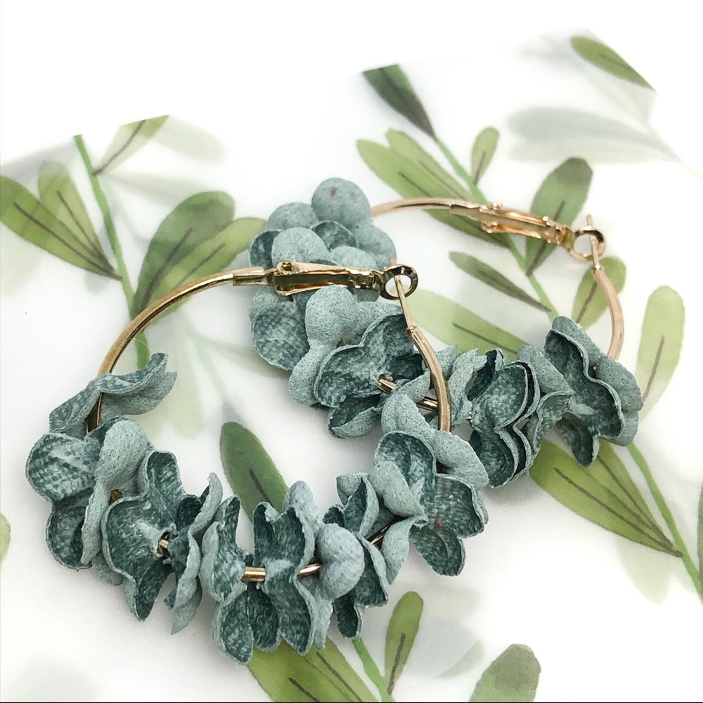 Fabric floral Hoop Korean Fashion Earrings - Picture 2 of 7